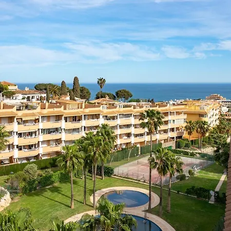 Апартаменты Terrace Penthouse By Costarentals - Ref 44 Фуэнхирола