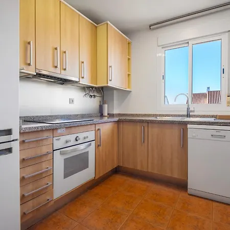 Terrace Penthouse By Costarentals - Ref 44 *