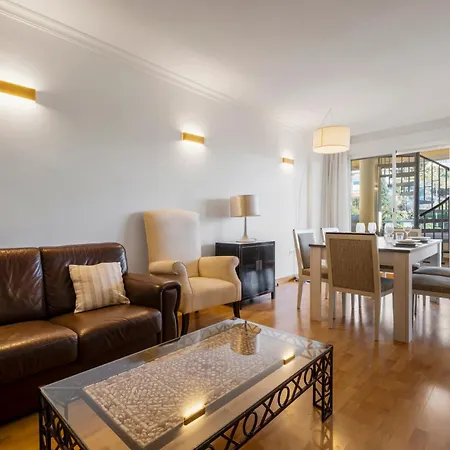 Terrace Penthouse By Costarentals - Ref 44